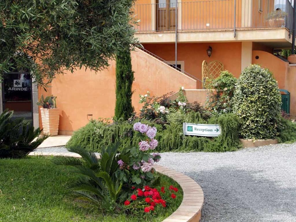 Albergo Arinde Rende Exteriér fotografie