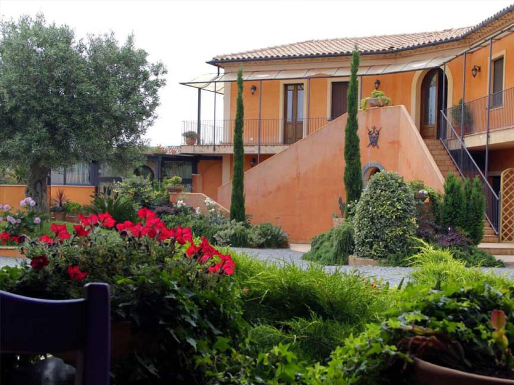 Albergo Arinde Rende Exteriér fotografie