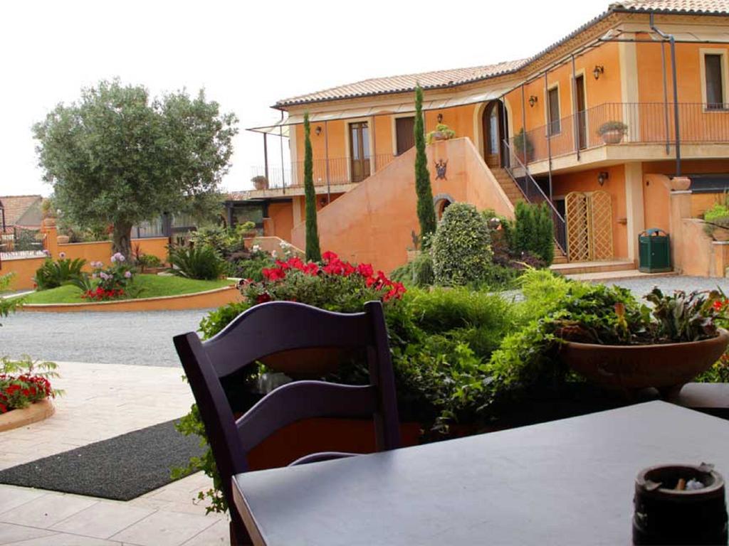 Albergo Arinde Rende Exteriér fotografie